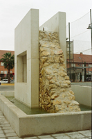 "Ventana al paisaje con lluvia" Escultura-fuente en Parla (Madrid)