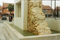 "Ventana al paisaje con lluvia" Escultura-fuente en Parla (Madrid)